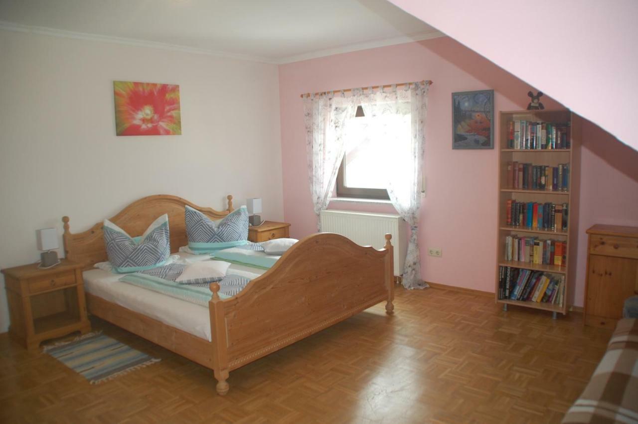 Haus Helene Apartment Ochtendung Ngoại thất bức ảnh